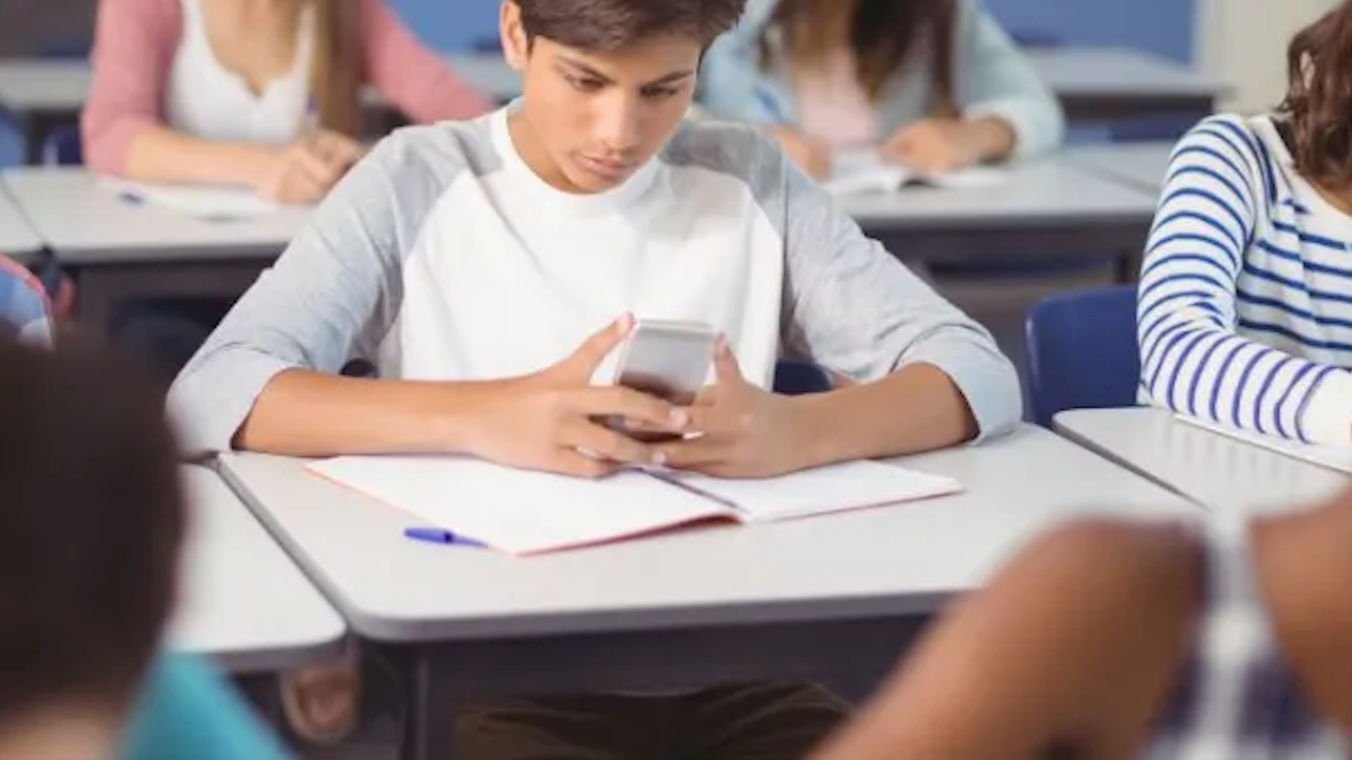 O uso de aparelhos eletrônicos em sala de aula